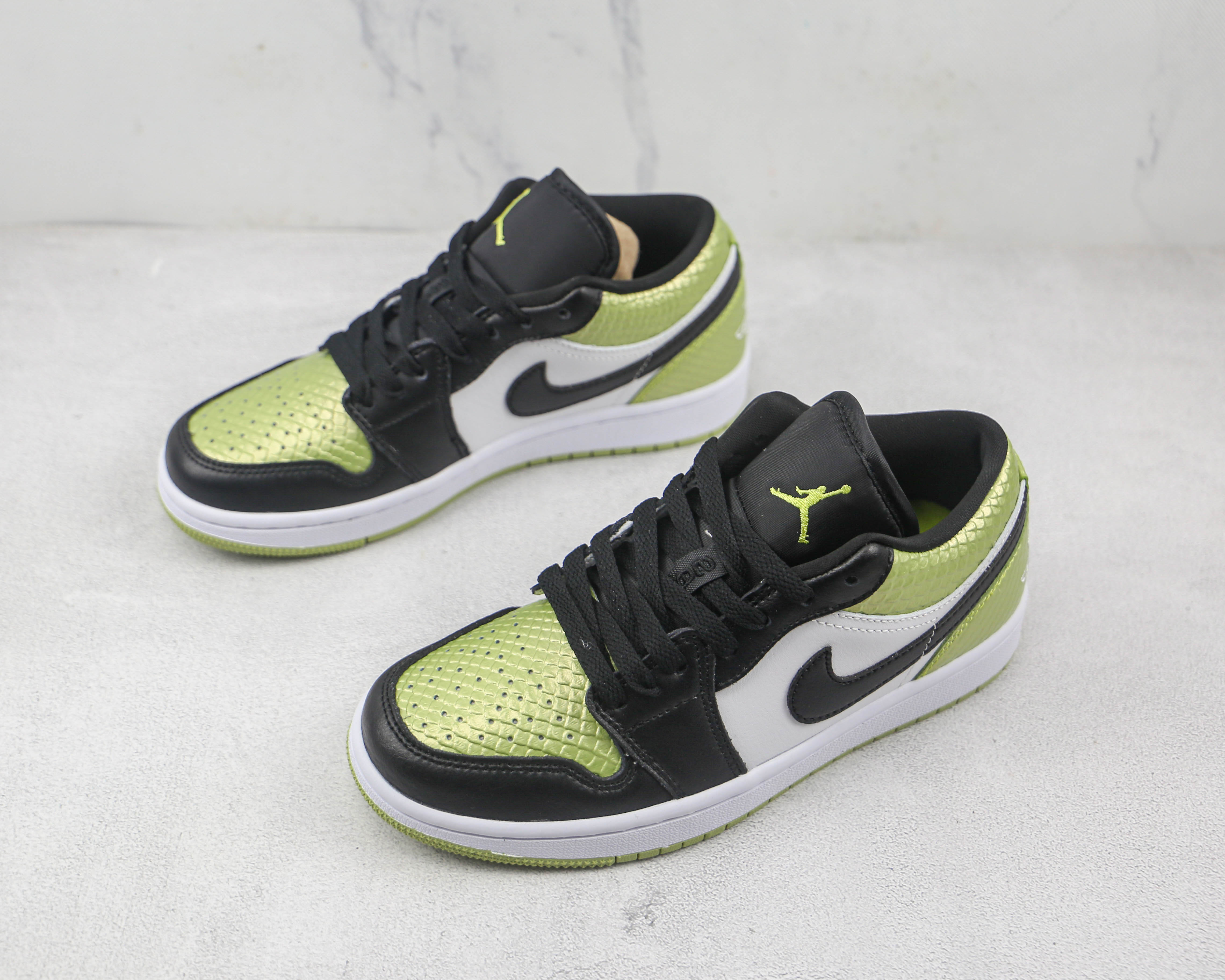Air Jordan 1 Low Green Snake