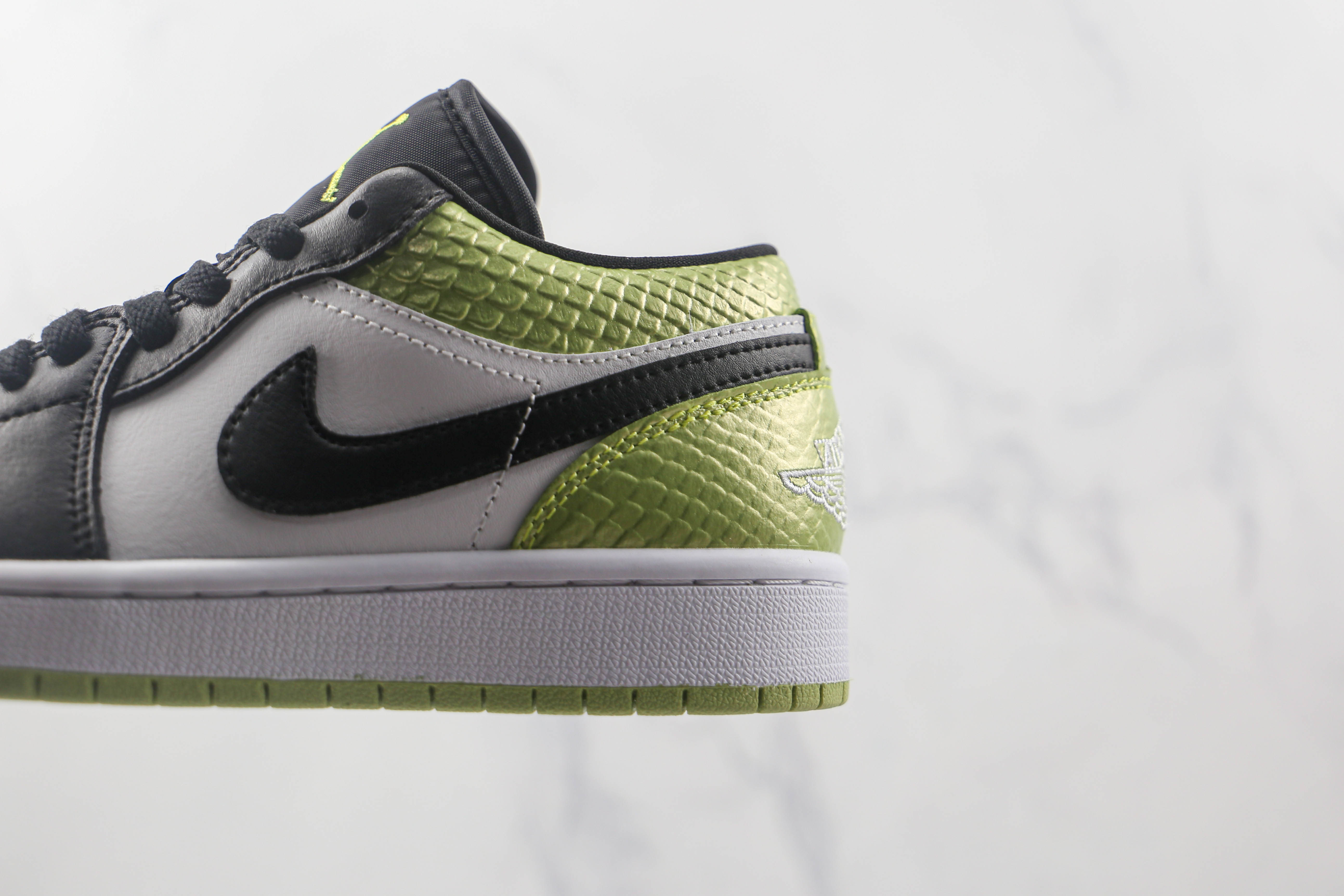 Air Jordan 1 Low Green Snake