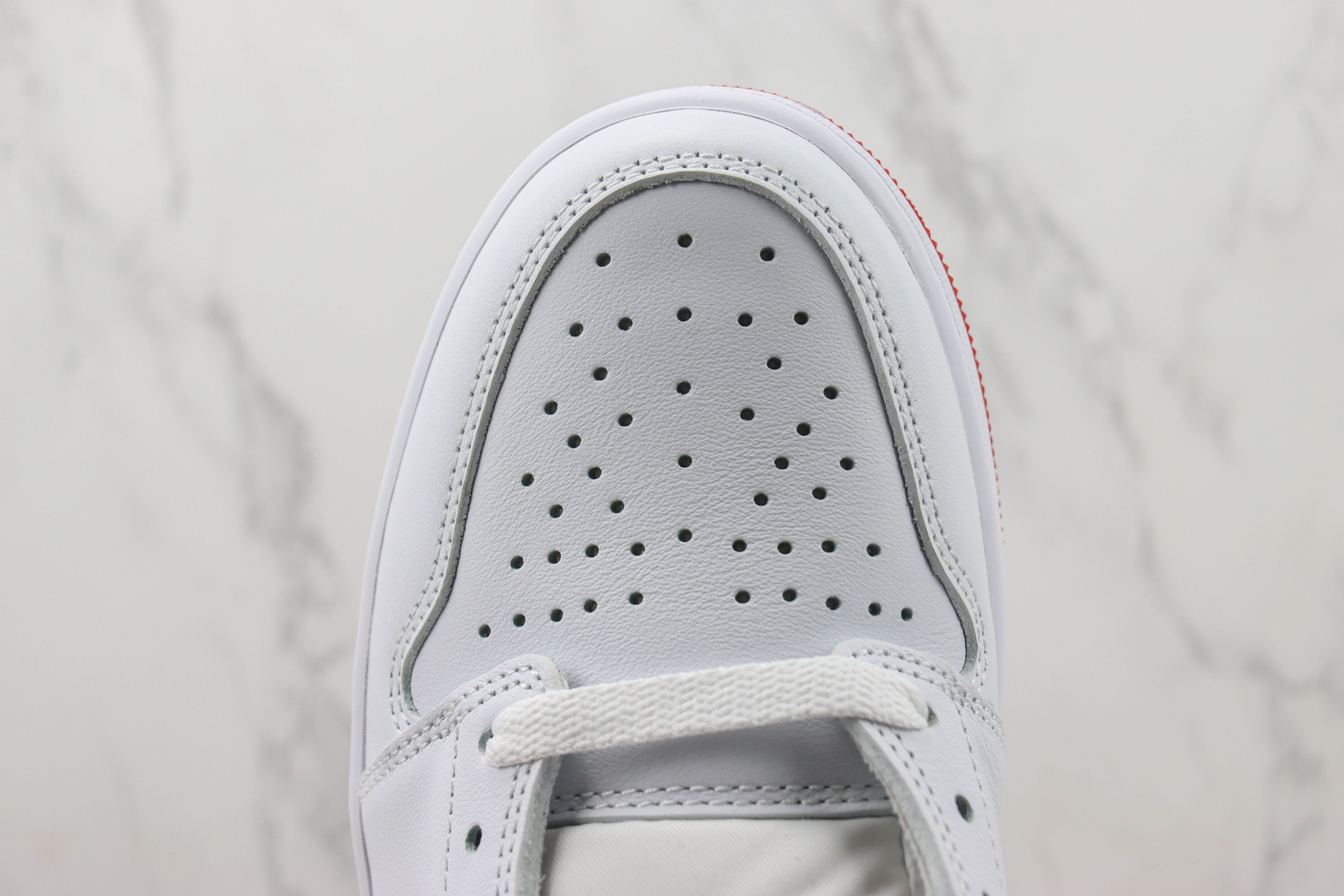 Air Jordan 1 Low OG "Metallic Red"