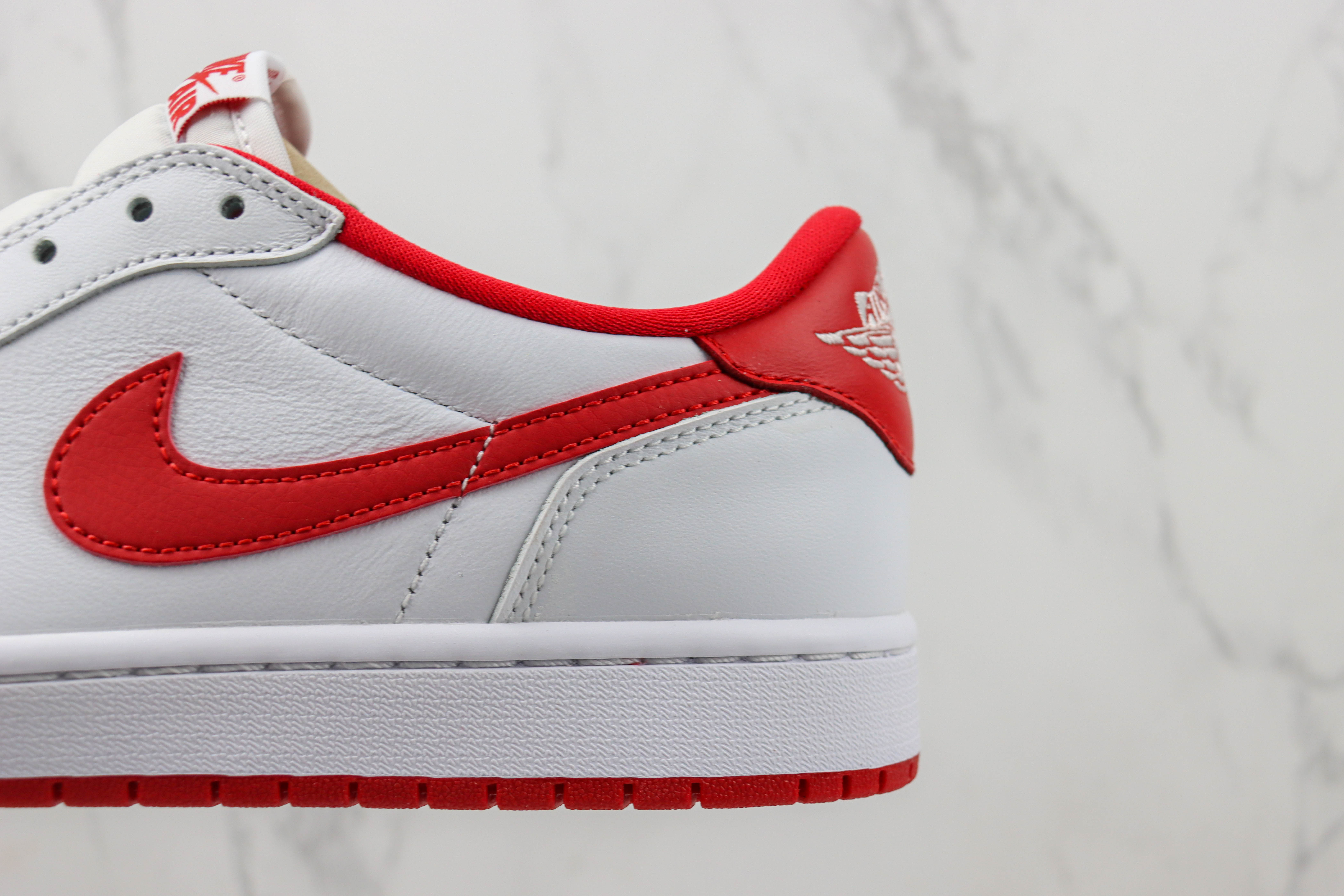 Air Jordan 1 Low OG "Metallic Red"
