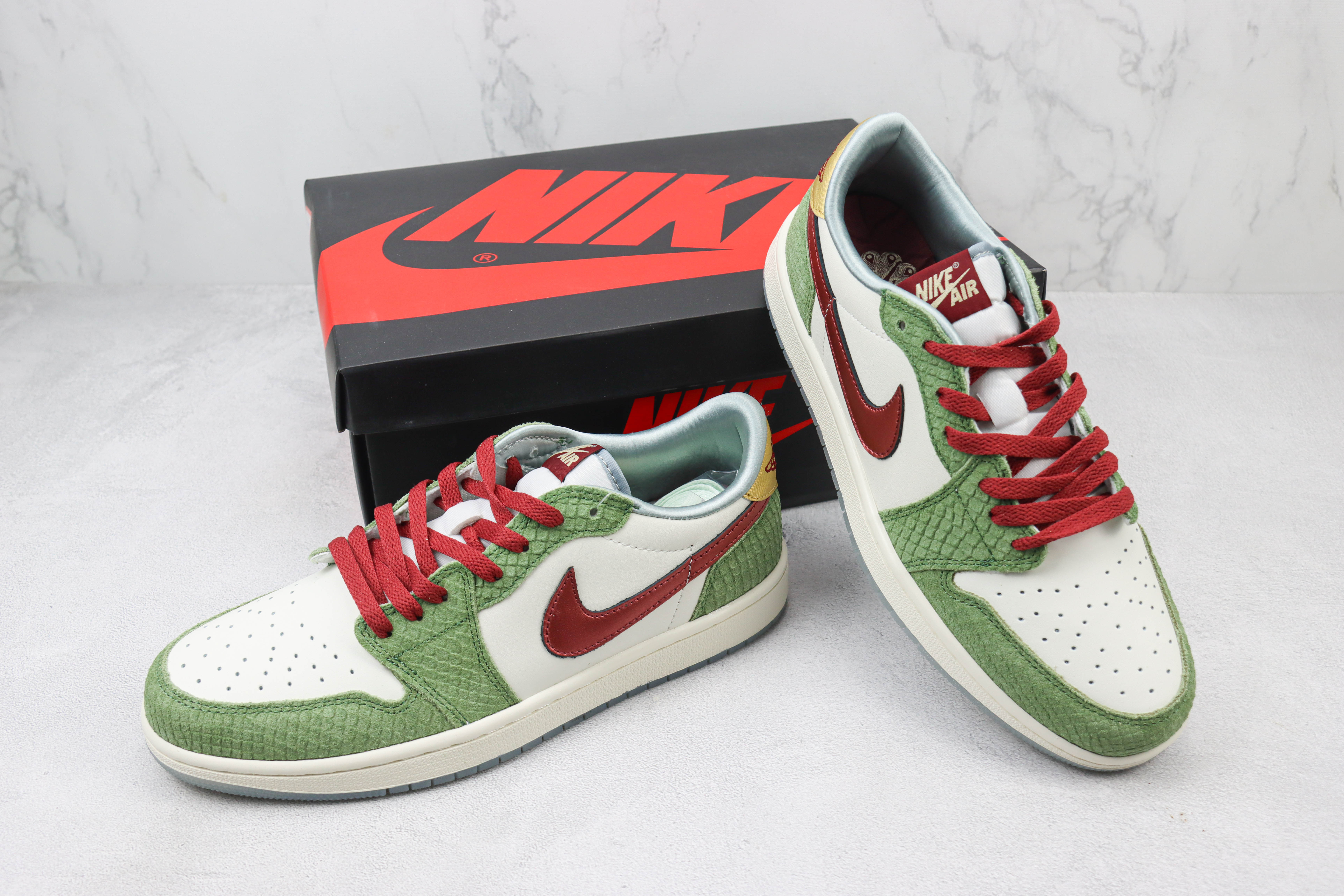 Air Jordan 1 Low OG Year of the Dragon