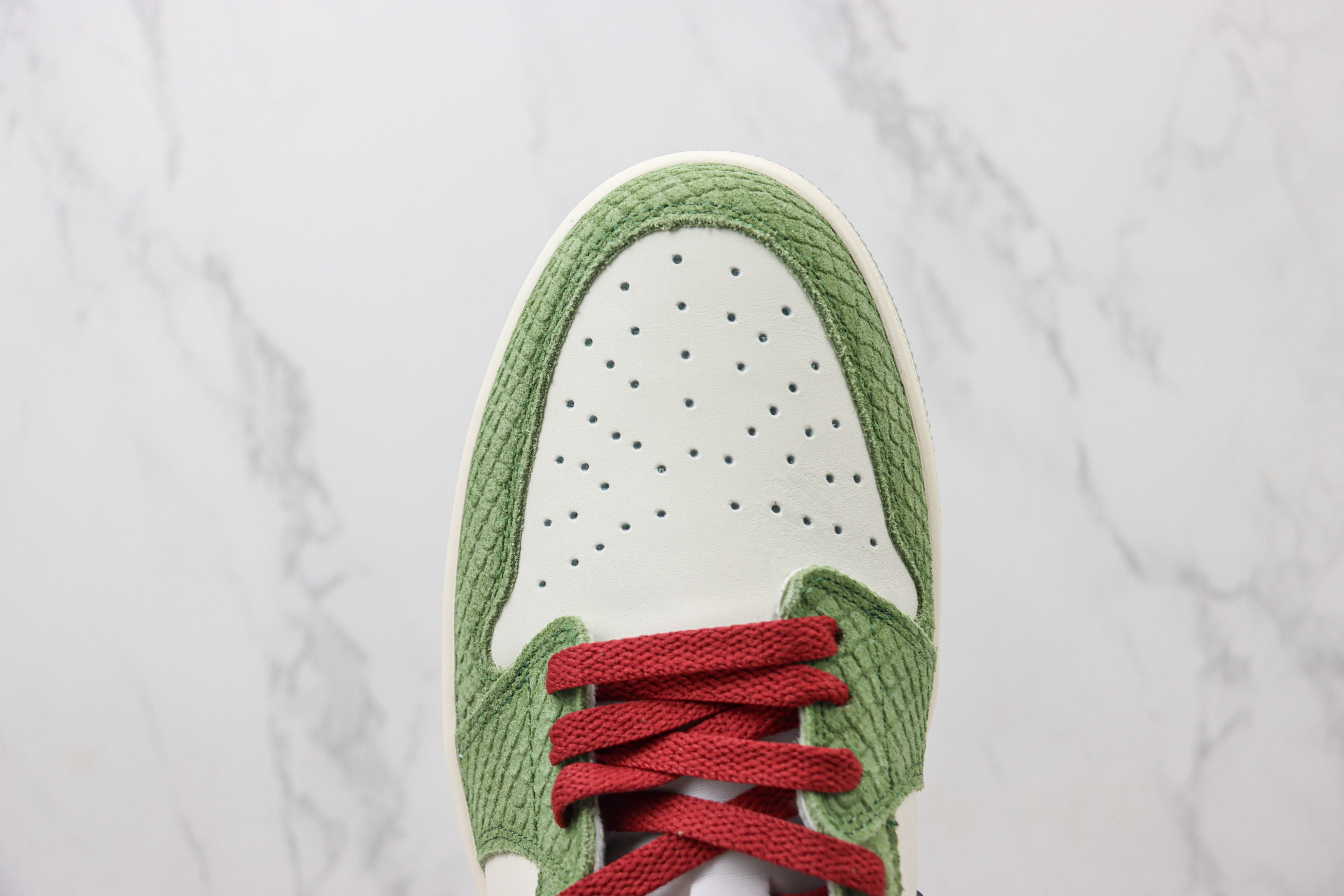 Air Jordan 1 Low OG Year of the Dragon