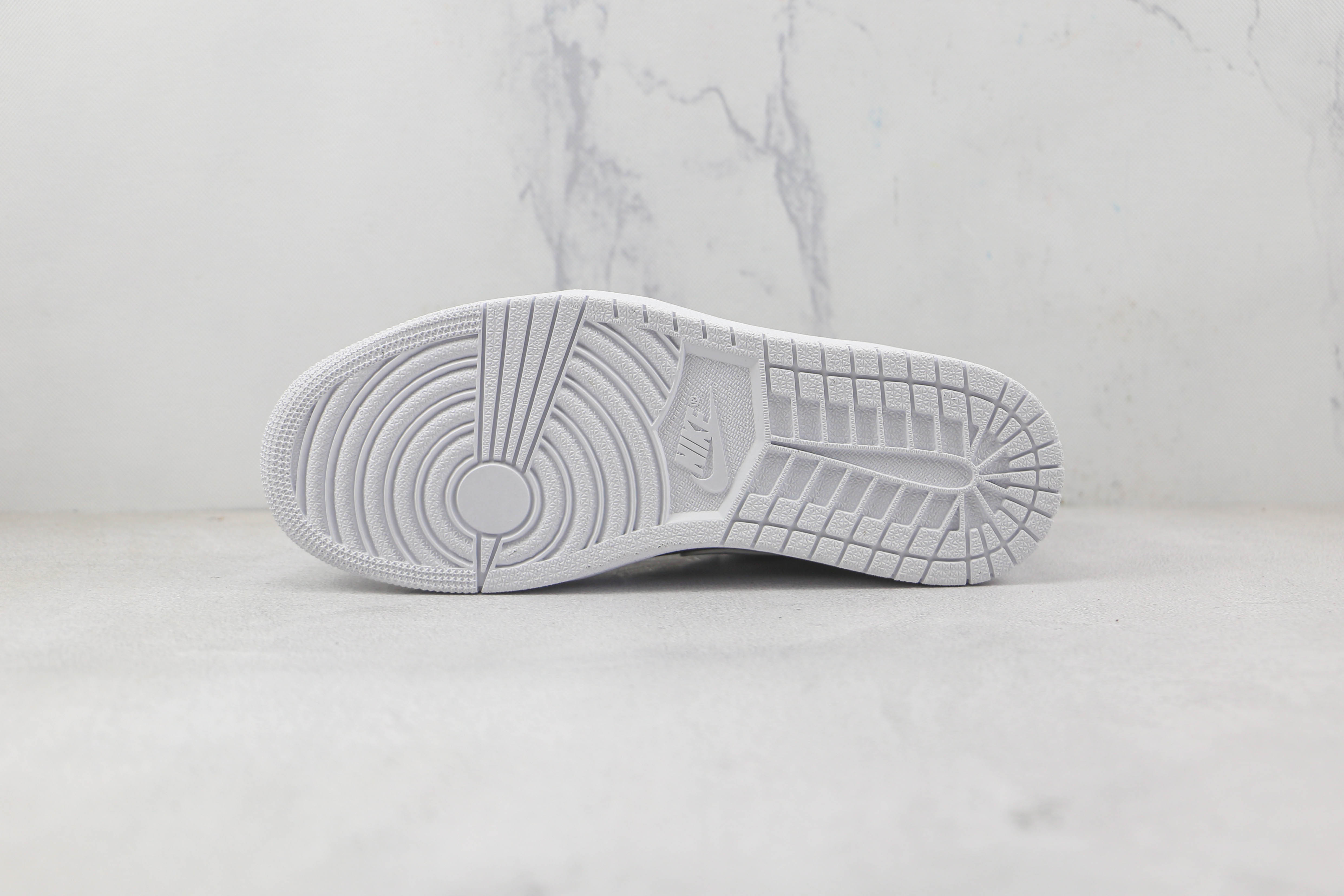 Air Jordan 1 Low Panda