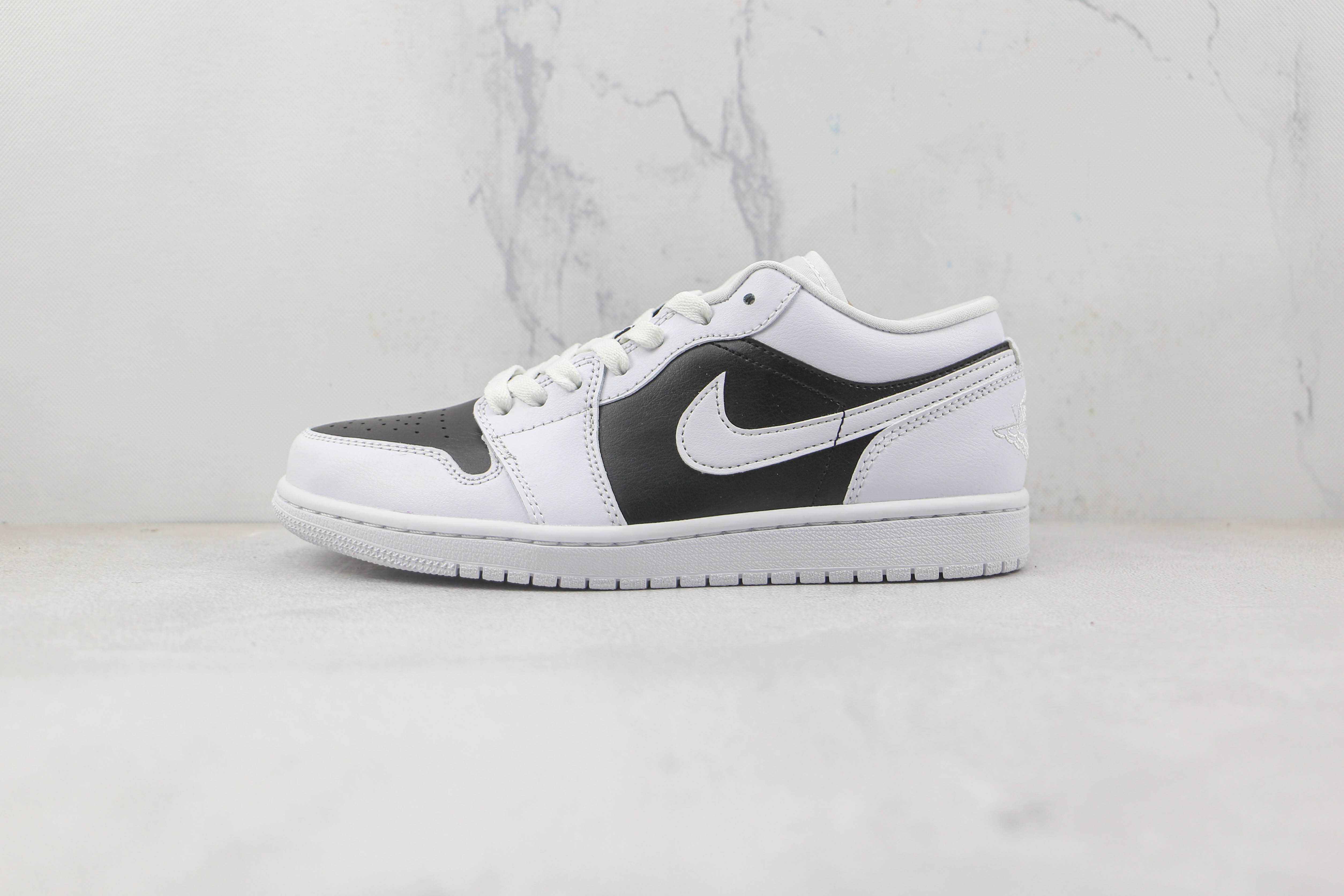 Air Jordan 1 Low Panda