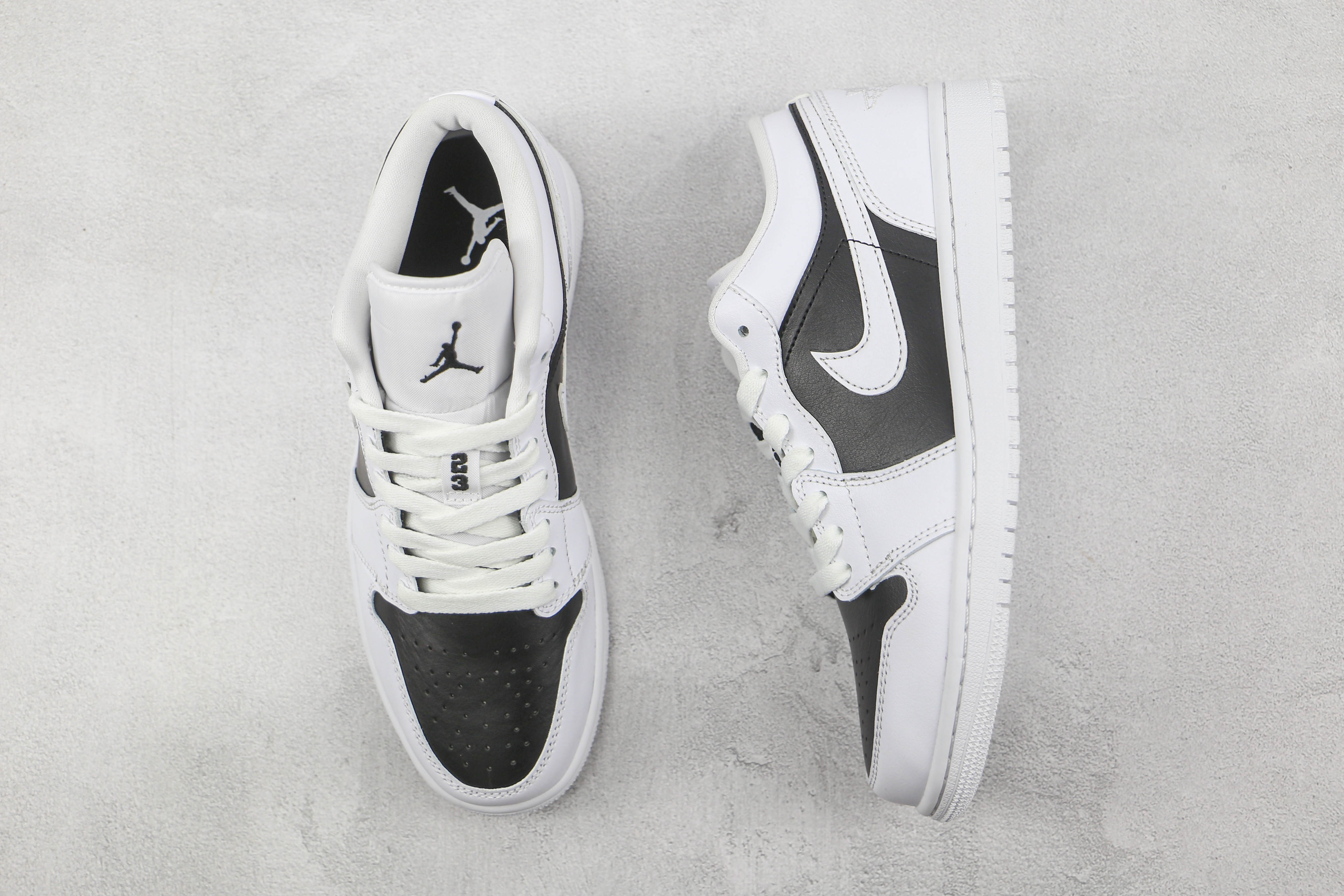 Air Jordan 1 Low Panda