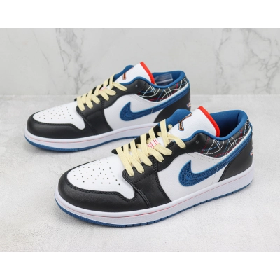 Air Jordan 1 Low SE "Black/Industrial Blue" 02
