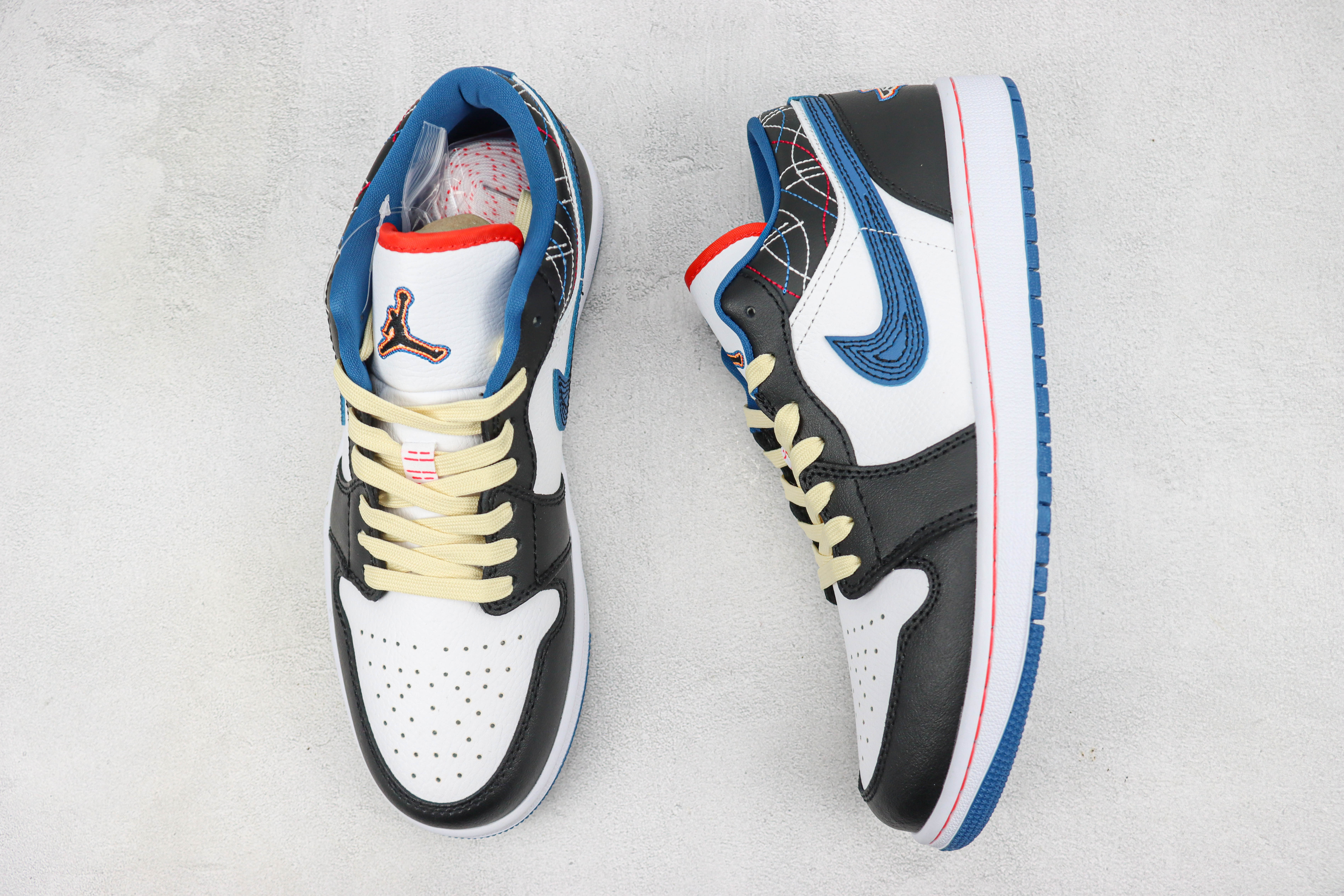 Air Jordan 1 Low SE "Black/Industrial Blue"