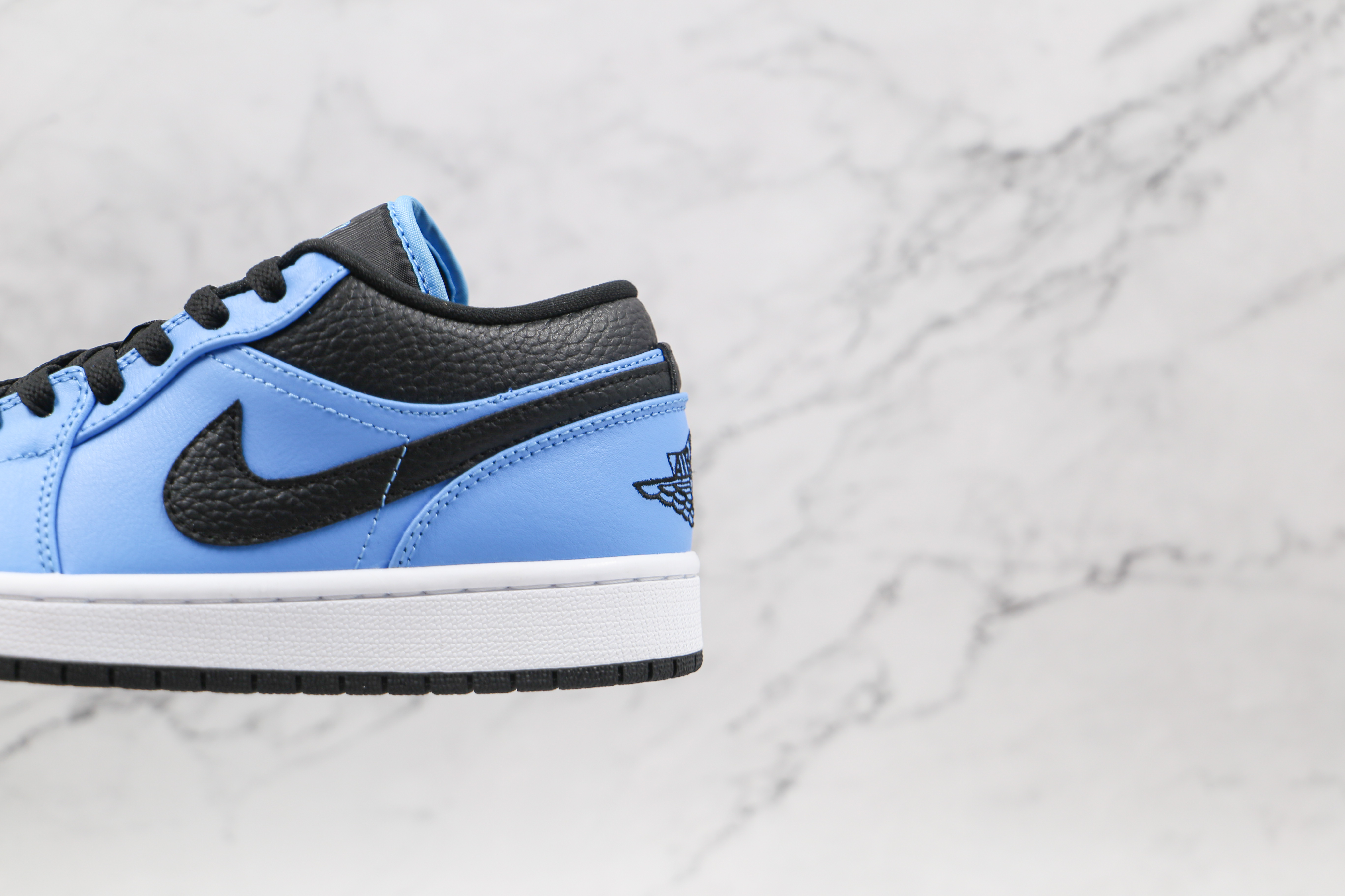 Air Jordan 1 Low University Blue Black