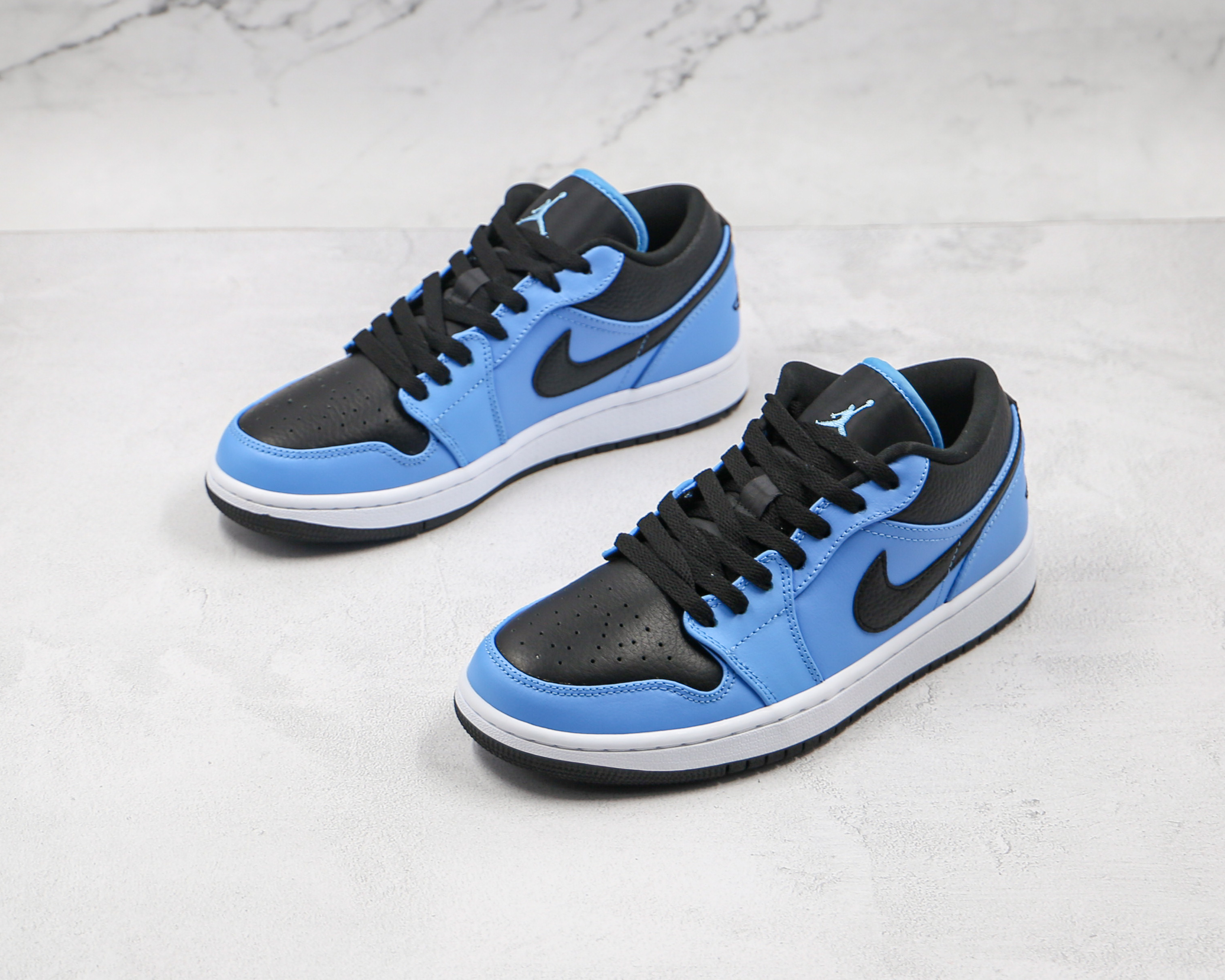 Air Jordan 1 Low University Blue Black