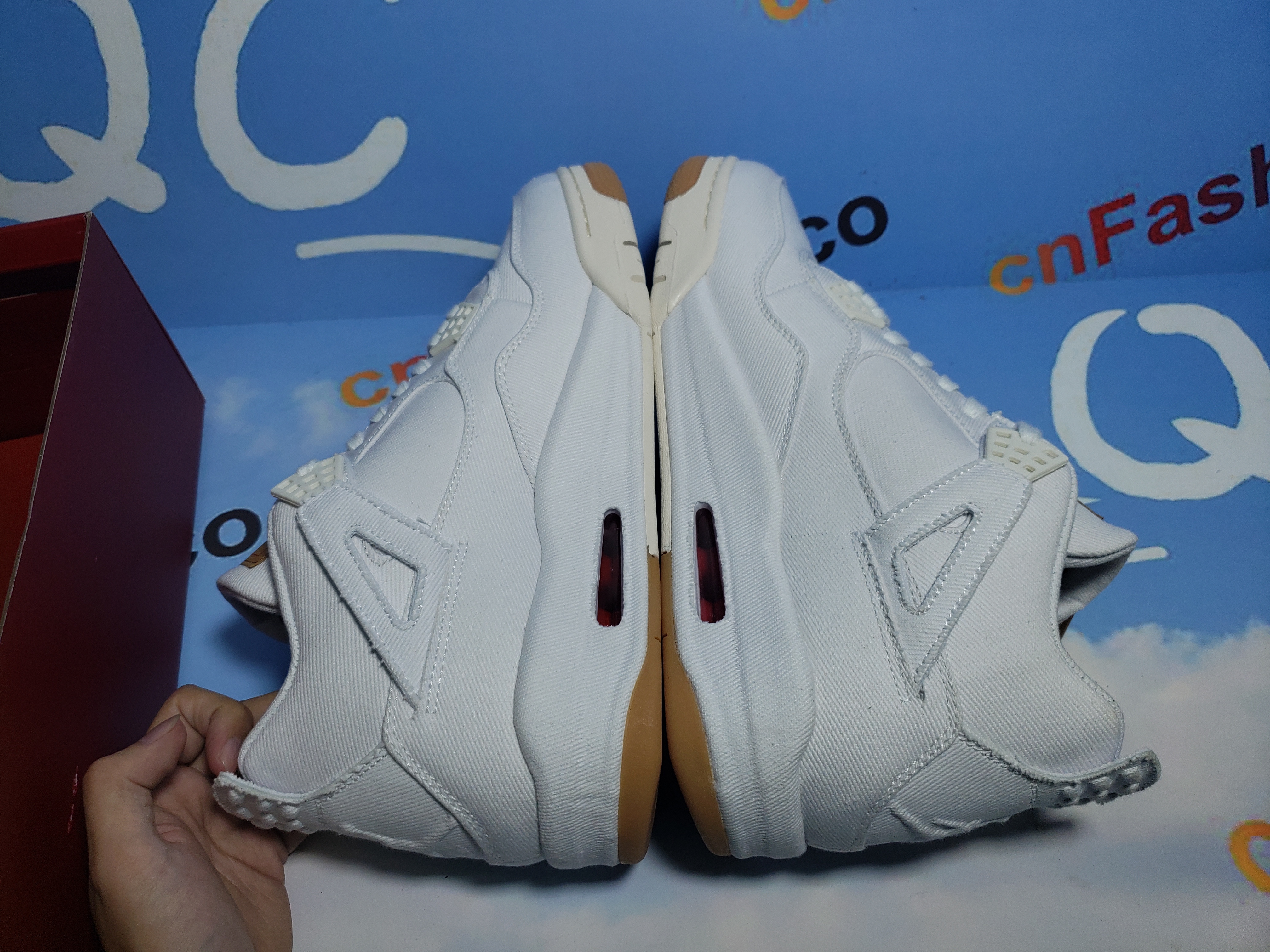 OG Jordan 4 Retro Levi's White (Levi's Tag)