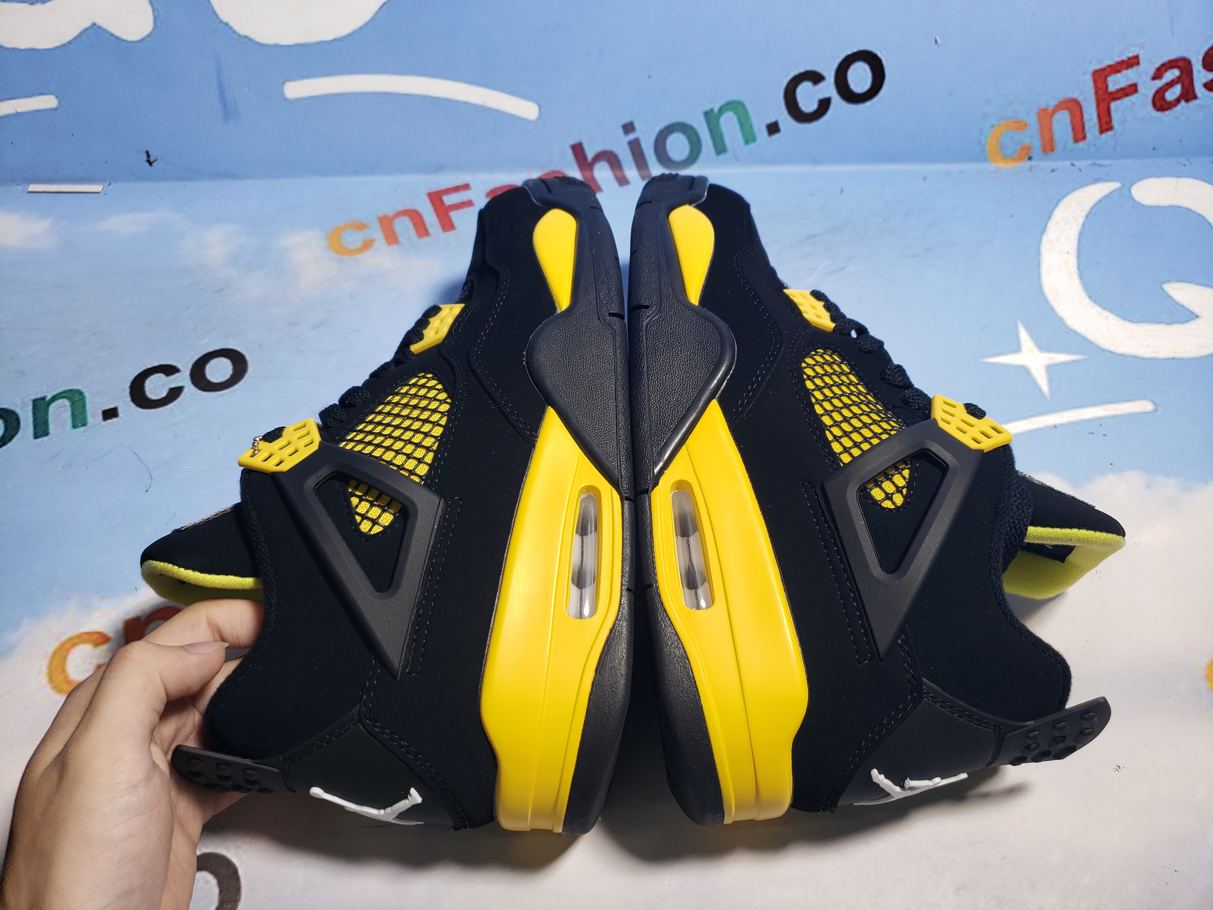 OG Jordan 4 Retro Thunder,308497-008