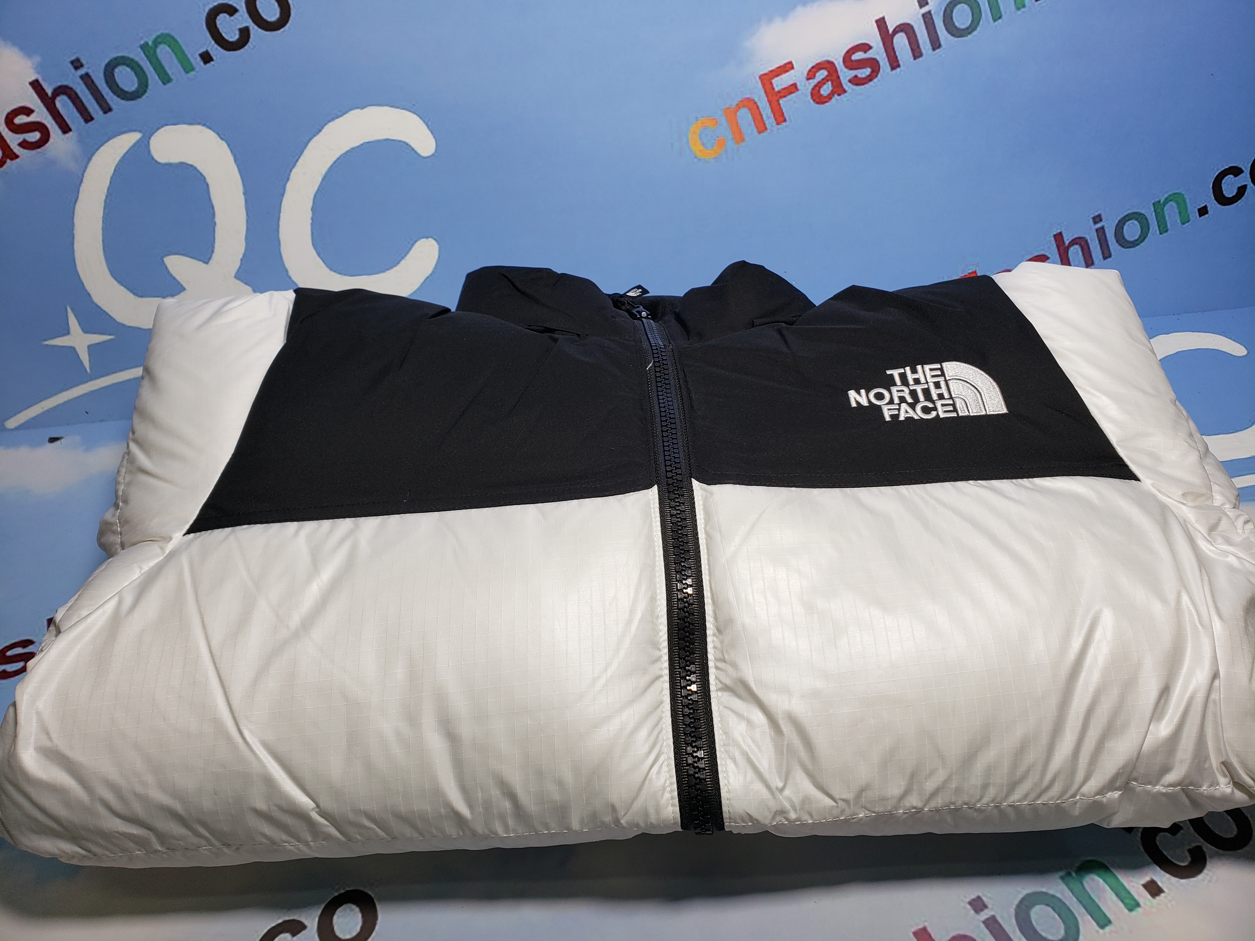 clothes - PKGoden The North Face Splicing White And Black