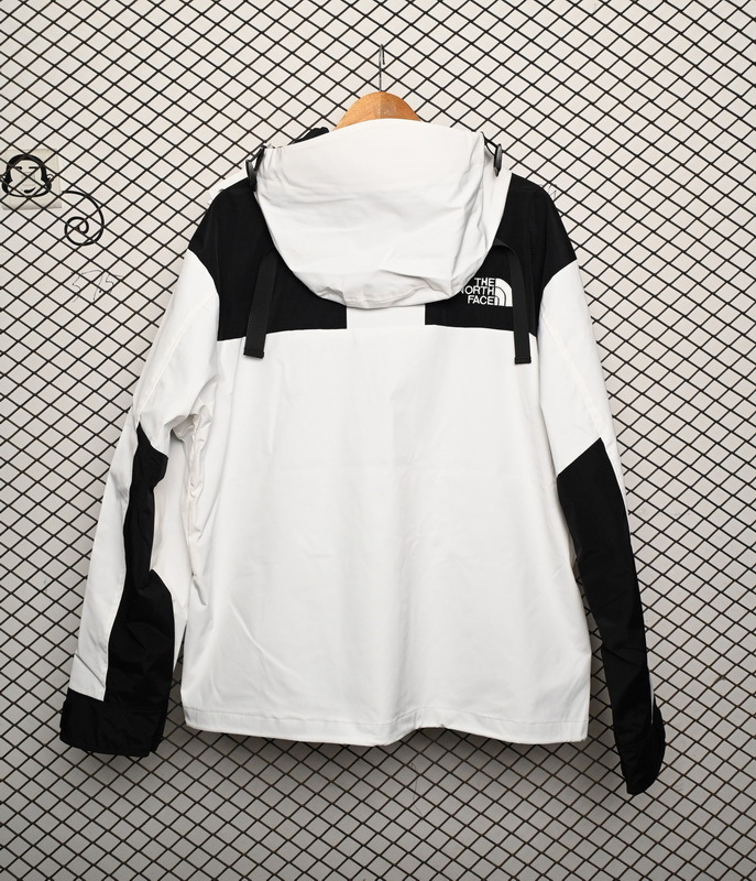 clothes - PKGoden The North Face Black and White