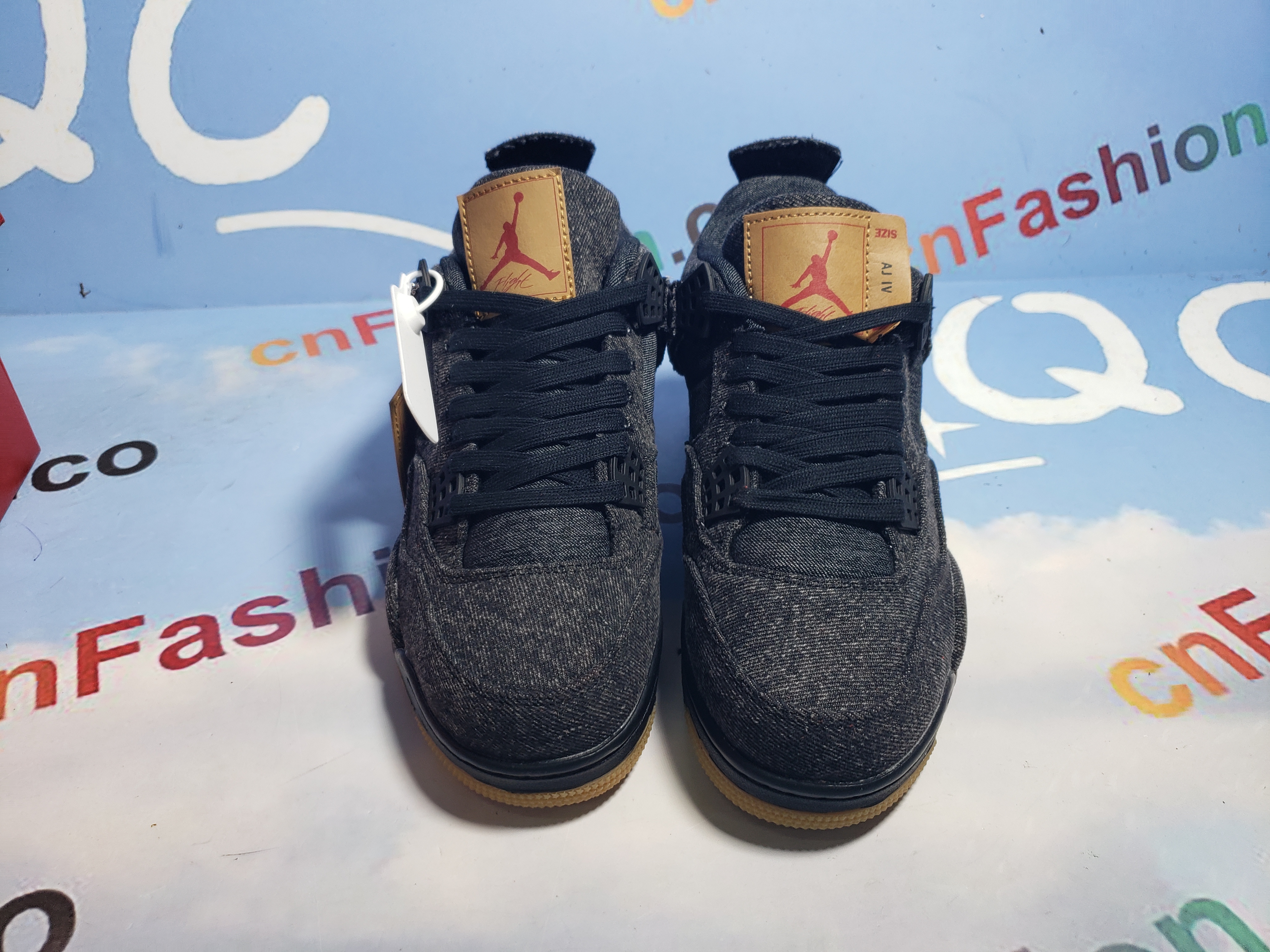 OG Jordan 4 Retro Levi's Black (Levi's Tag)