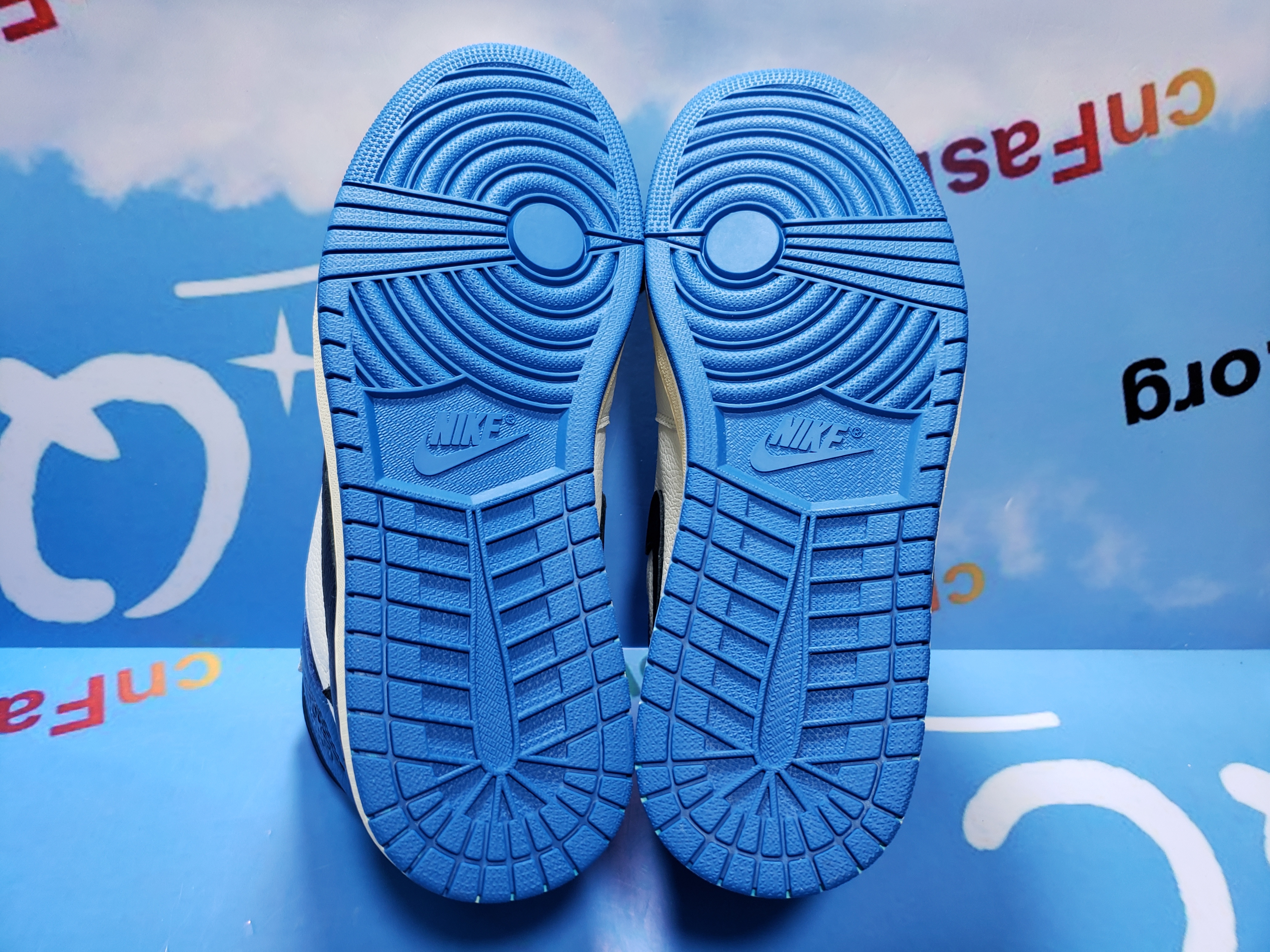 PKGoden Jordan 1 High OG SP Fragment x Travis Scott，DH3227-105