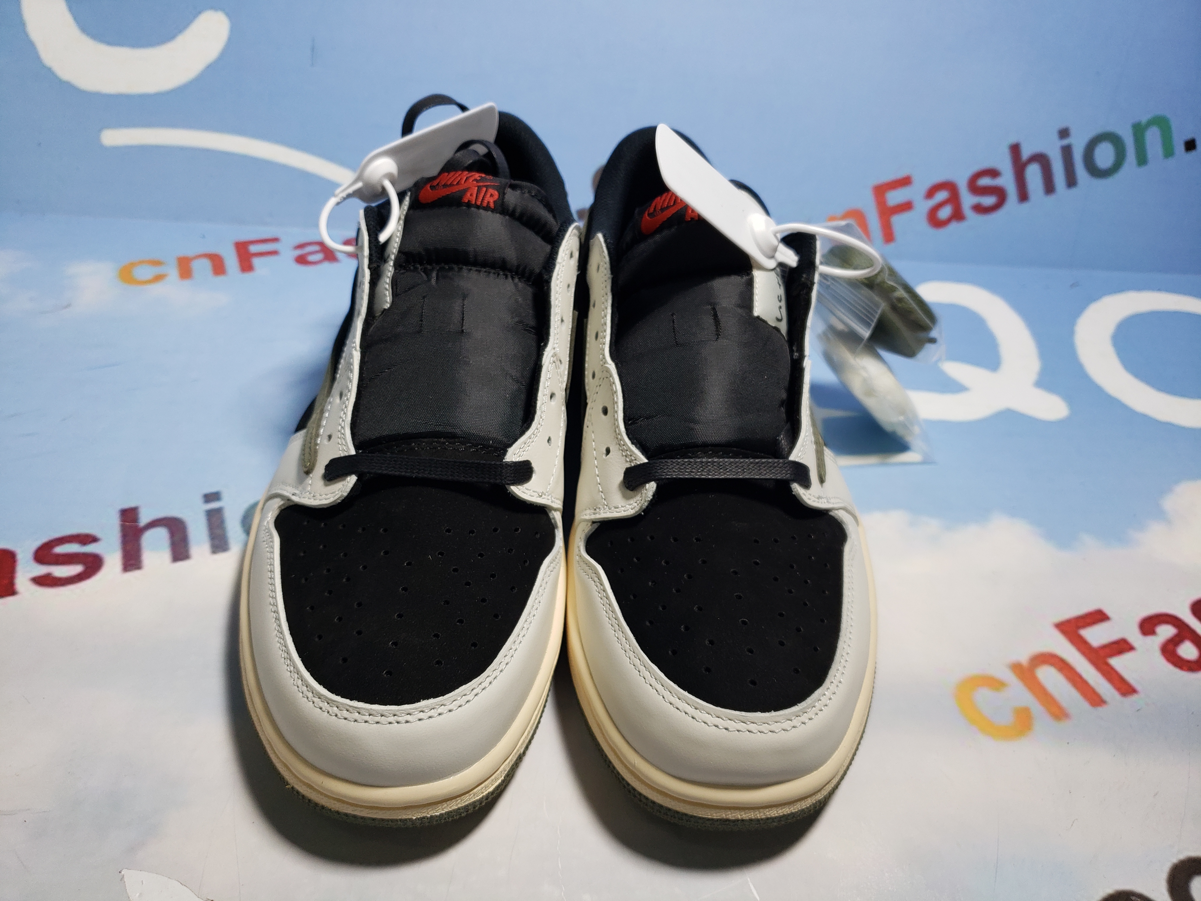 PKGoden Jordan 1 Retro Low OG SP Travis Scott women's Olive DZ4137-106