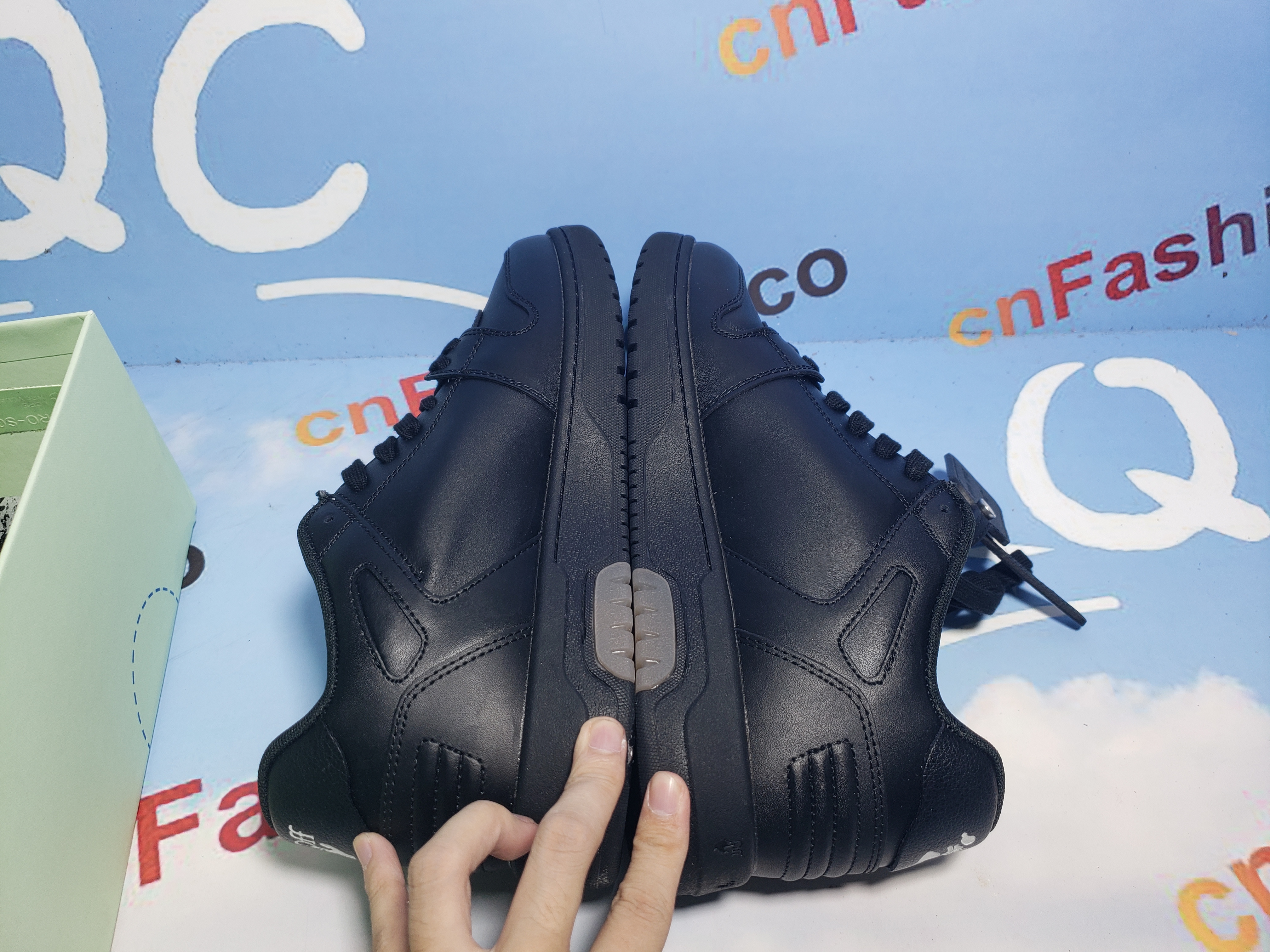 PKGoden OFF-WHITE Out Of Office Black,OMIA18 9S21LEA00 41001