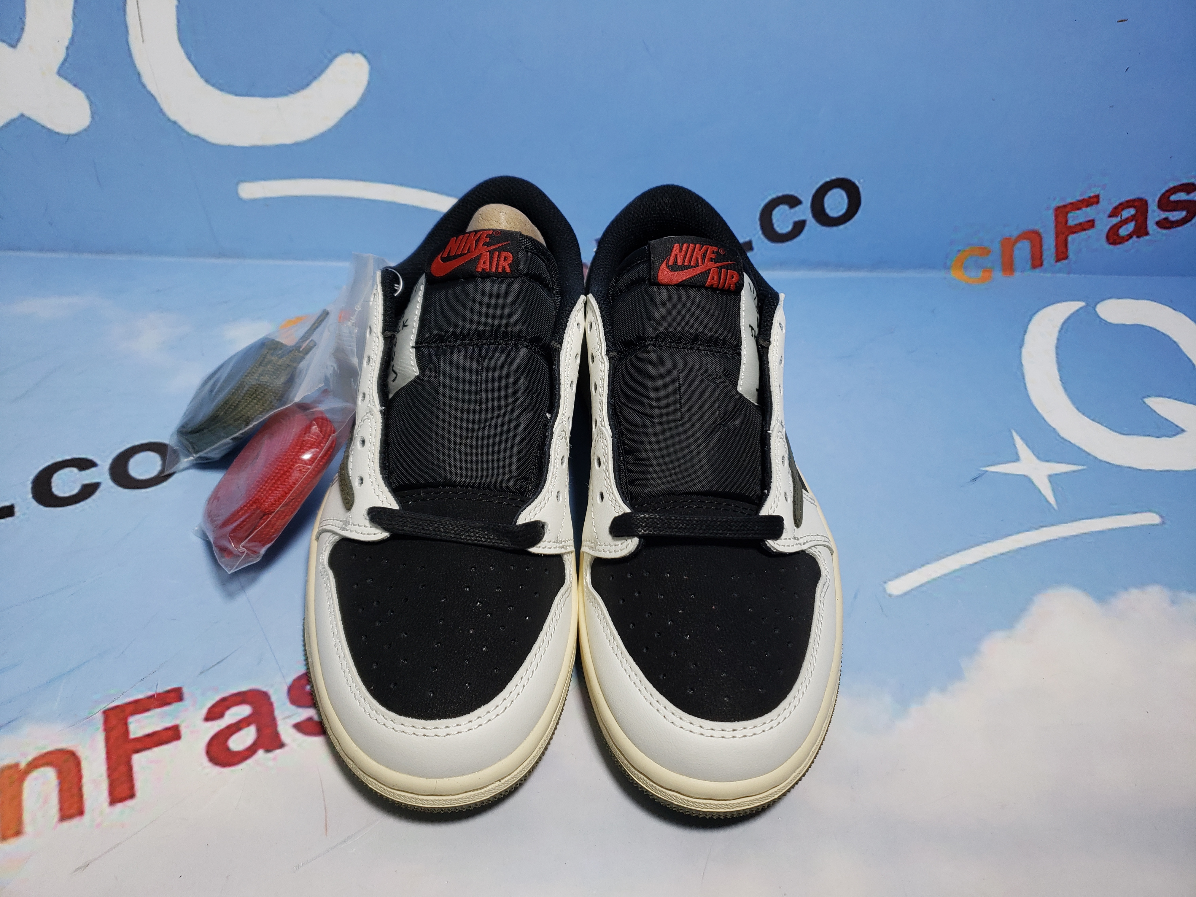 💯FREE SHIPPING | Jordan 1 Retro Low OG SP Travis Scott women's Olive DZ4137-106