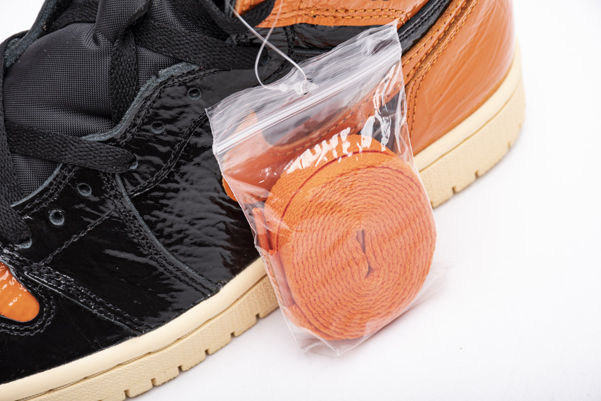 XP Air Jordan 1 Retro High OG “Shattered Backboard 3.0”