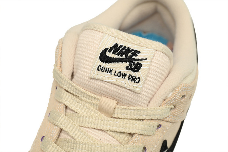 SX Albino & Preto × Nike SB Dunk Low Pro “Pearl White