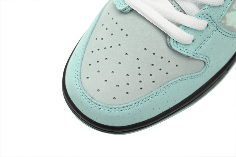 SX CONCEPTS × Nike Dunk SB Low Tiffany Lobster