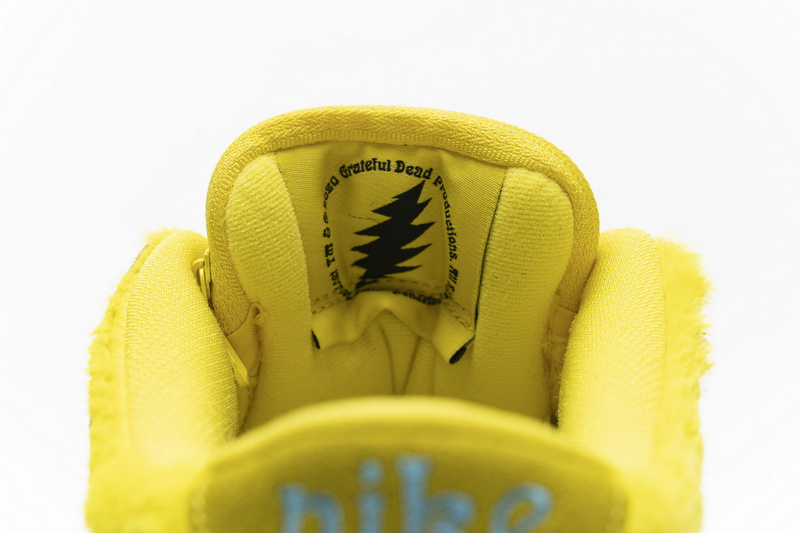 SX Grateful Dead x Nike SB Dunk Low“ Yellow Bear