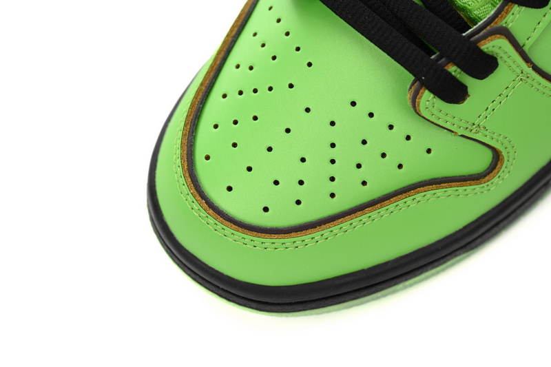 SX The Powerpuff Girls x Nike SB Dunk Low “Buttercup”