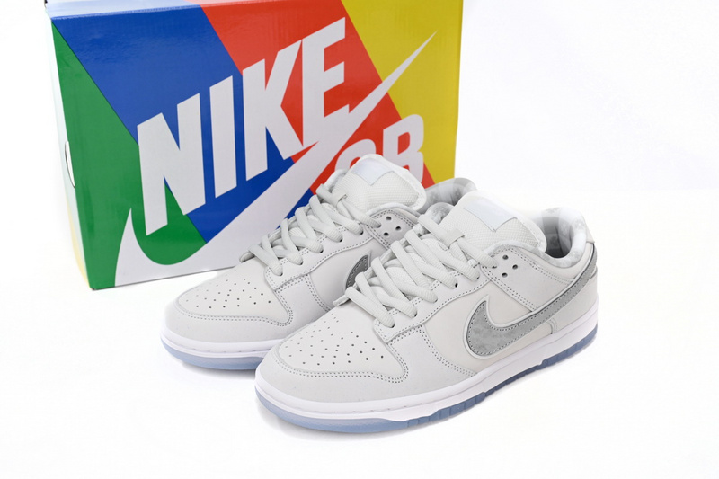 SX CONCEPTS × Nike Dunk SB Low ’White Lobster