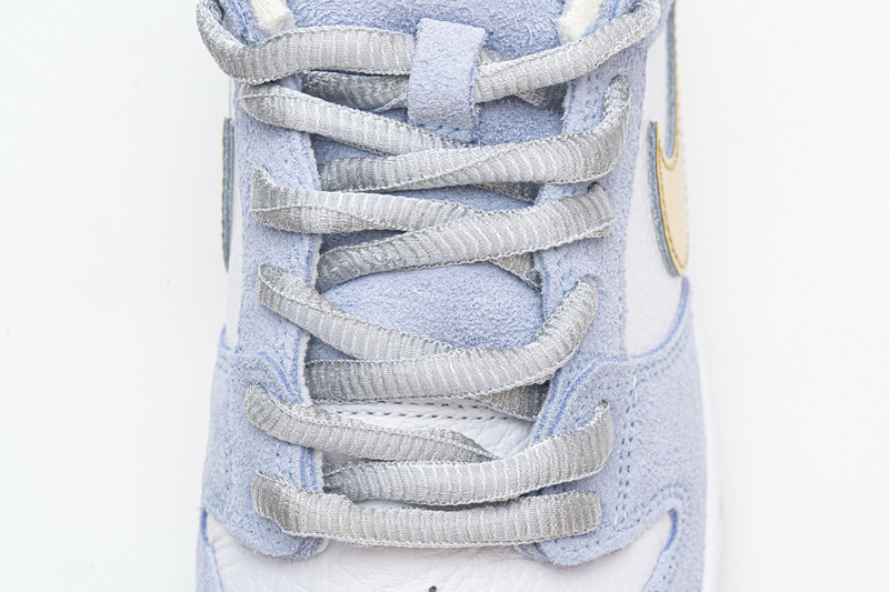 SX Sean Cliver x Nike SB Dunk Low
