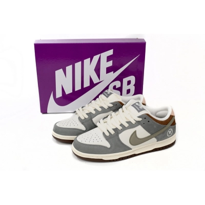 SX Yuto Horigome × Nike Dunk SB Low Champion Co Branding 02