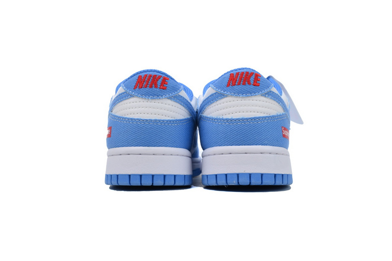 DIY Nike SB Dunk Low x Supreme