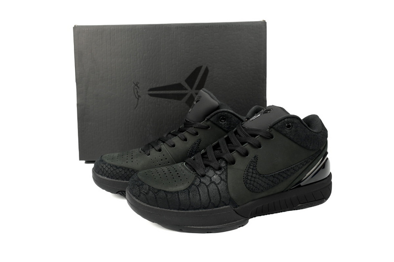 OG Nike Kobe 4 Protro “Black ”