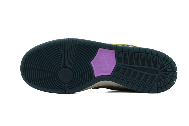 S2 Alexis Sablone x Dunk Low SB 'Chameleon'