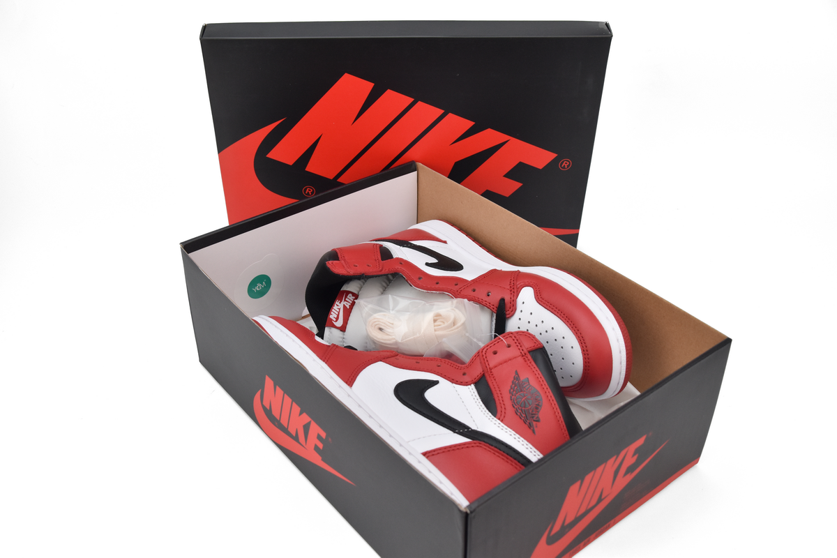 OG Air Jordan 1 High OG “Chicago”