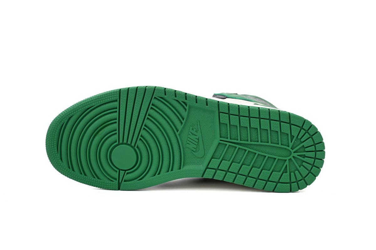 Y Air Jordan 1 High OG “Pine Green”