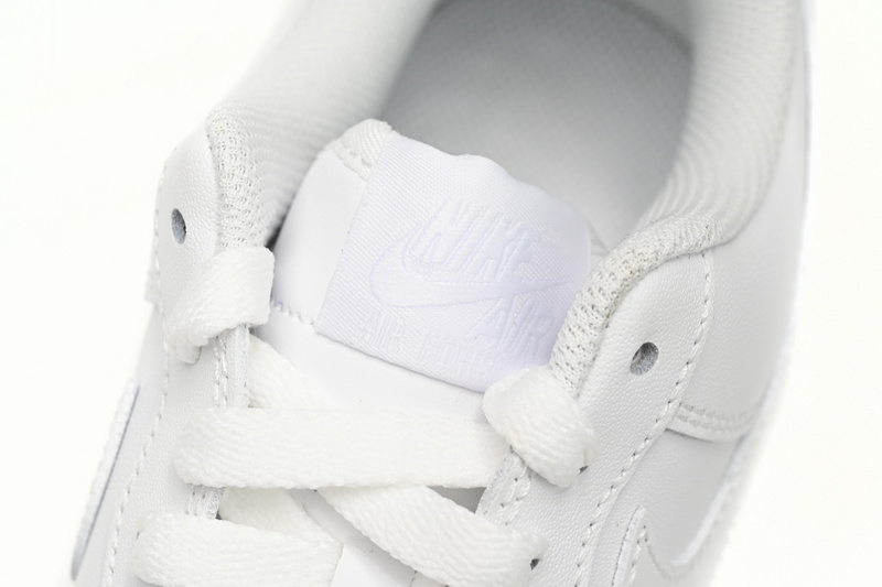 G NIKE AIR FORCE 1 '07 ''TRIPLE WHITE''