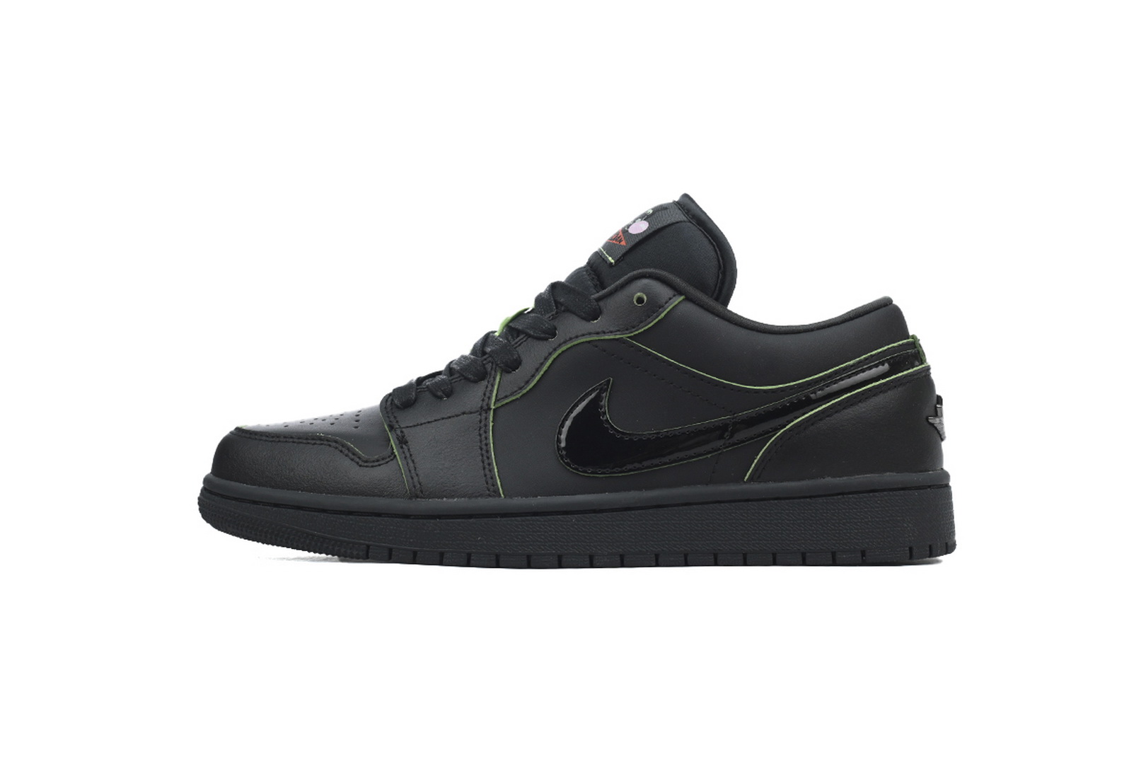 XH Air Jordan 1 Low SE 'Black Cat Mascot'