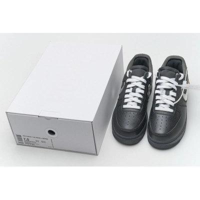 S2 OFF White X Air Force 1 ’07 Low MOMA 02