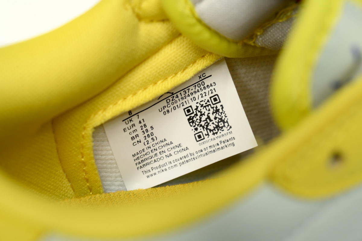 XH Travis Scott x Air Jordan 1 Low OG 'Canary'