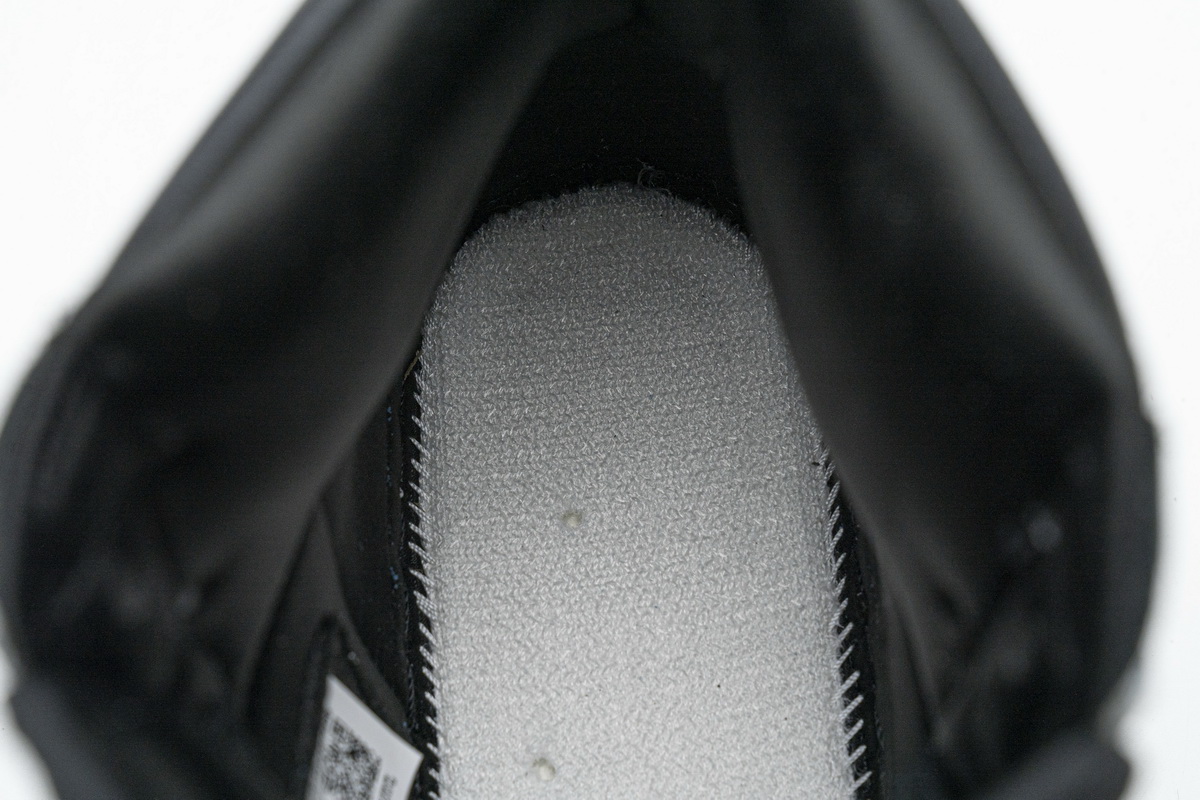 XH Air Jordan 1 High “Silver Toe”