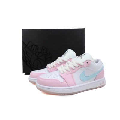 AQ Air Jordan 1 Low SE 'Paw Print' 02