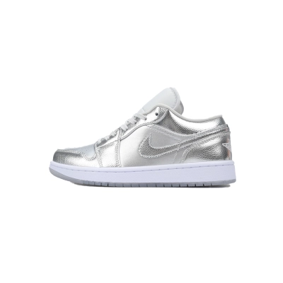 AQ Air Jordan 1 Low WMNS "Metallic Silver" 01
