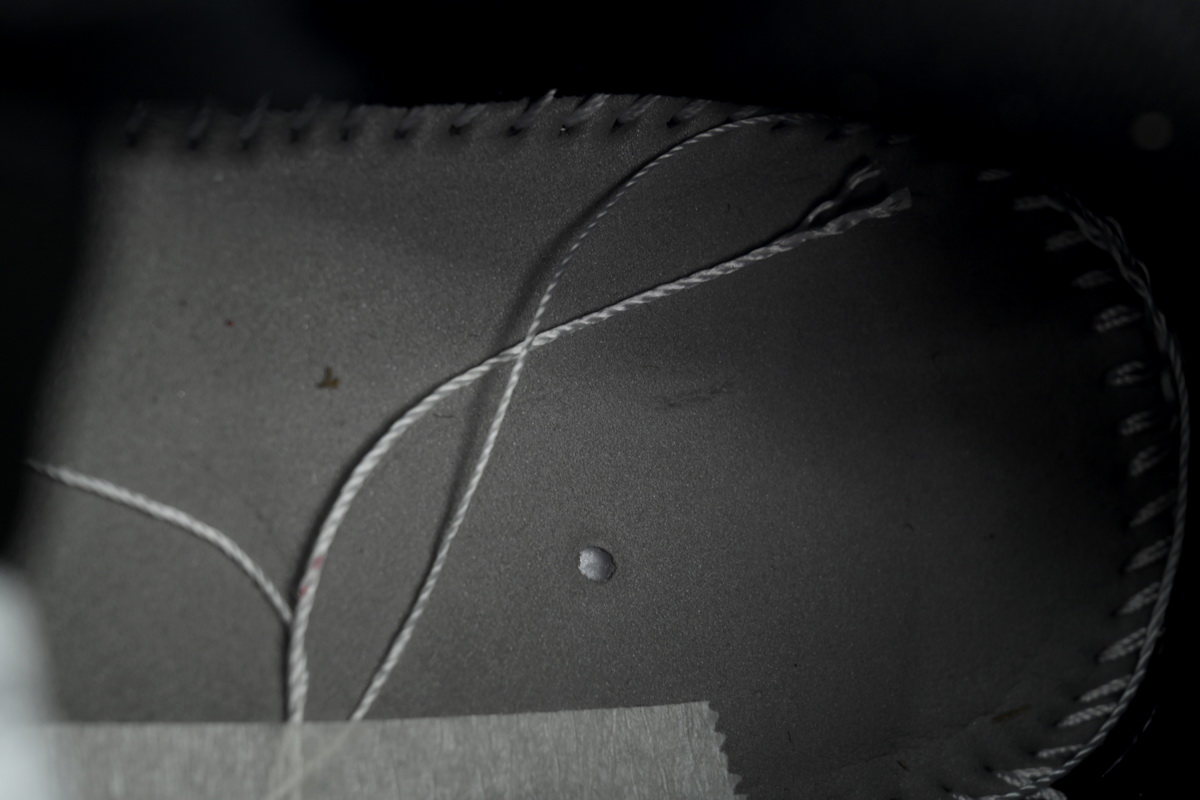 AQ Air Jordan 1 Low Bred Toe