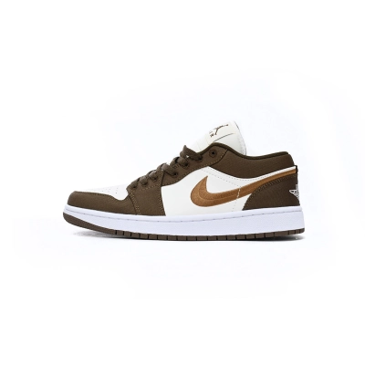 AQ Air Jordan 1 Low “Mocha Toe” 01