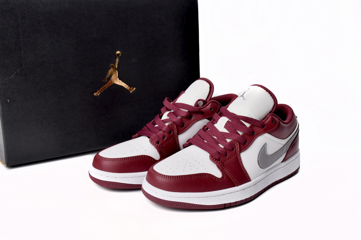 AQ Air Jordan 1 Low “Bordeaux”