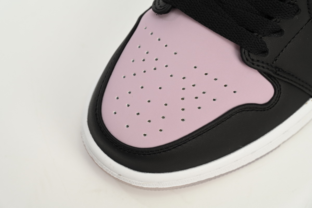 AQ Travis Scott x Air Jordan 1 Low Black Purple