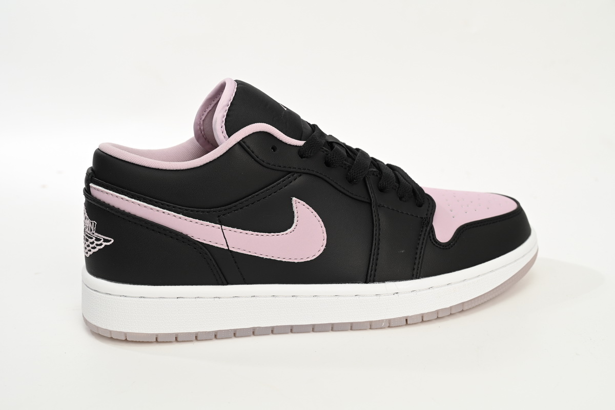 AQ Travis Scott x Air Jordan 1 Low Black Purple