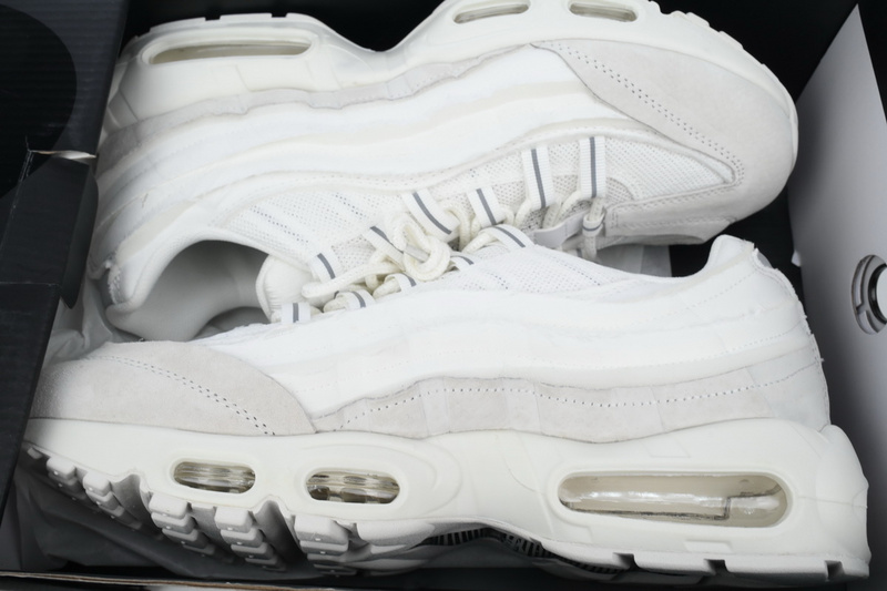 MC Comme des Garçons x Air Max 95 'White'