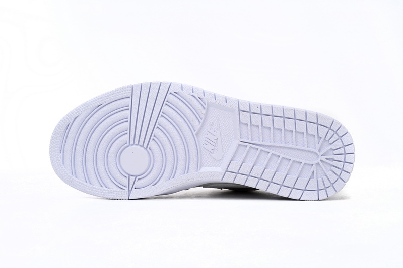 AQ Air Jordan 1 Low Quilted “Triple White”
