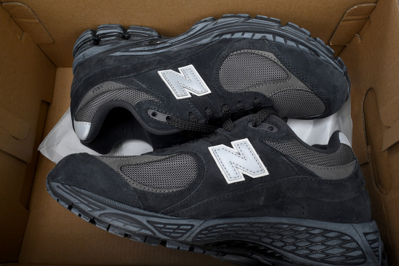 New Balance 2002R 'Black Grey'